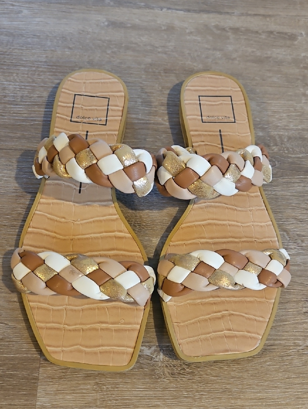 Dolce Vida Sandals Size 10